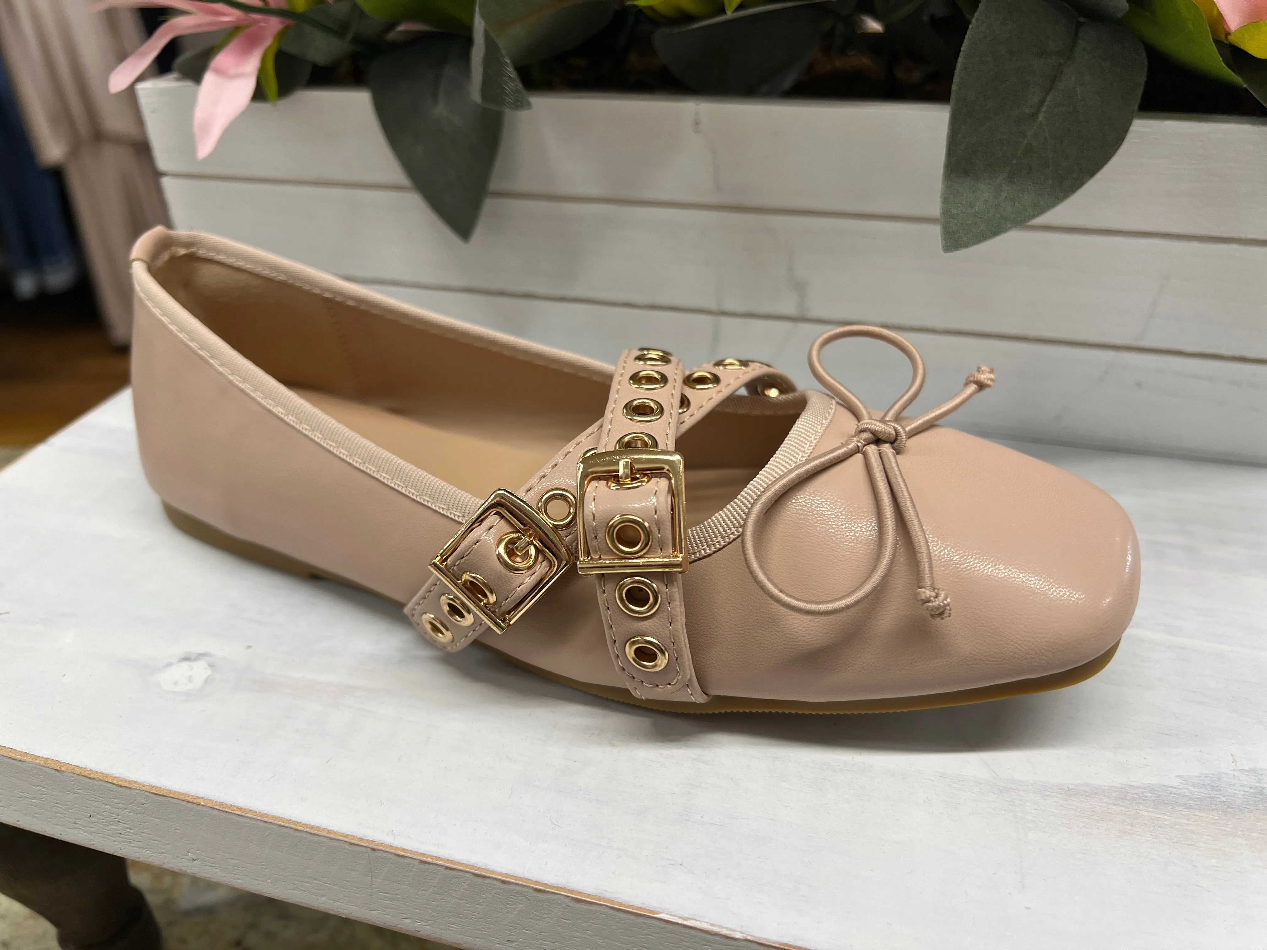 Nude Crossover Ballet Flats