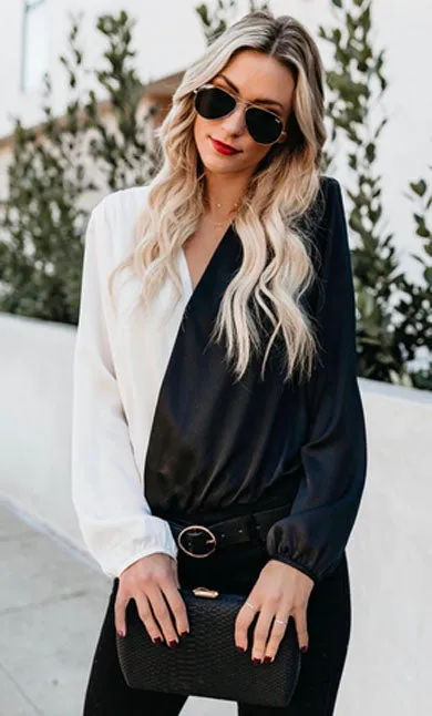 SHEILA v neck top