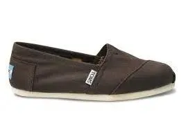 Women’s TOMS Classic Alpargata – Iconic Slip-On with Lightweight Comfort